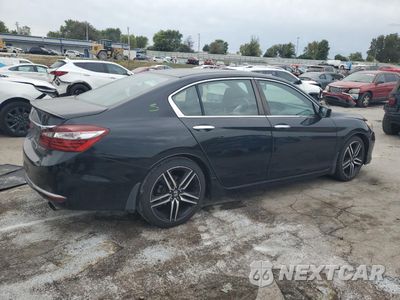 Trzecie zdjęcie samochodu z tyłu: 2017 HONDA ACCORD SPORT VIN:1HGCR2F51HA142236 - miniatura