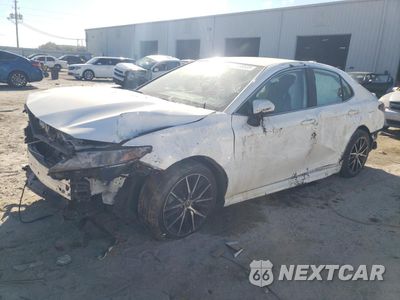 2021 TOYOTA CAMRY SE 4T1G11AK8MU549991 - główne zdjęcie licytacji z USA - miniatura