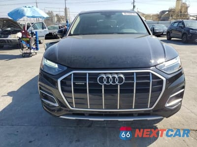 Piąte zdjęcie samochodu w środku: 2023 AUDI Q5 PREMIUM 40 VIN:WA1ABAFY3P2060929 - miniatura