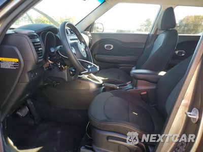 Zdjęcie 7 z 13 samochodu: 2018 KIA SOUL + VIN:KNDJP3A55J7594024 - miniatura