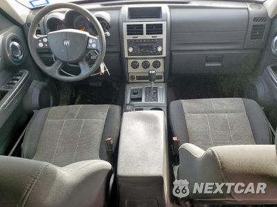 Zdjęcie 8 z 12 samochodu: 2008 DODGE NITRO SXT VIN:1D8GU28K08W272725 - miniatura
