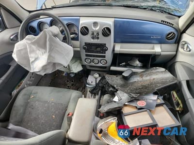 Zdjęcie 8 z 12 samochodu: 2006 CHRYSLER PT CRUISER TOURING VIN:3A4FY58B96T362551 - miniatura