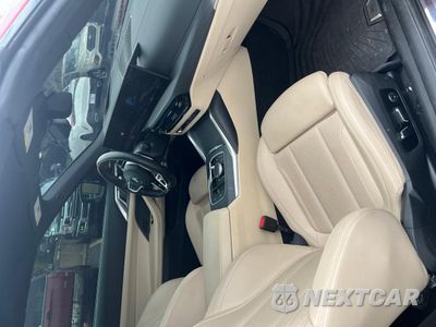 Piąte zdjęcie samochodu w środku: 2025 BMW M440XI VIN:WBA73DB06SCT14342 - miniatura