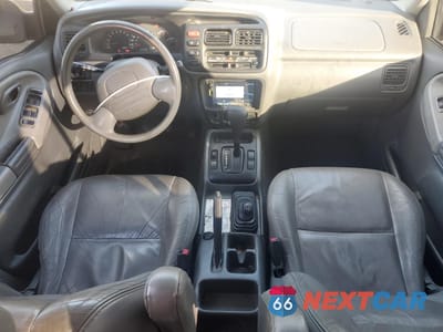 Zdjęcie 8 z 13 samochodu: 2002 CHEVROLET TRACKER LT VIN:2CNBJ634426921876 - miniatura