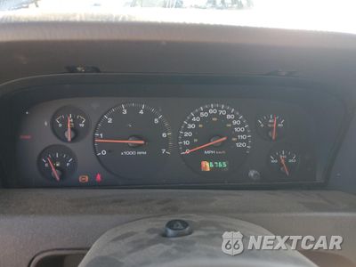 Zdjęcie 9 z 13 samochodu: 2001 JEEP GRAND CHEROKEE LAREDO VIN:1J4GX48S81C628681 - miniatura