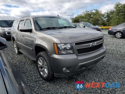 Zdjęcie 6 z 25 samochodu: 2008 CHEVROLET SUBURBAN K1500 LS VIN:3GNFK16318G126183 - miniatura