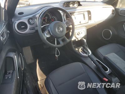 Zdjęcie 8 z 14 samochodu: 2015 VOLKSWAGEN BEETLE TDI VIN:3VW5A7AT3FM806597 - miniatura