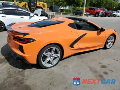 Trzecie zdjęcie samochodu z tyłu: 2024 CHEVROLET CORVETTE STINGRAY 1LT VIN:1G1YA2D48R5122011 - miniatura