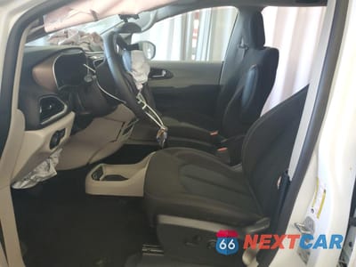 Zdjęcie 7 z 14 samochodu: 2024 CHRYSLER VOYAGER LX VIN:2C4RC1CGXRR195105 - miniatura