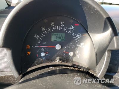Zdjęcie 9 z 14 samochodu: 2005 VOLKSWAGEN NEW BEETLE GL VIN:3VWBM31Y65M368932 - miniatura