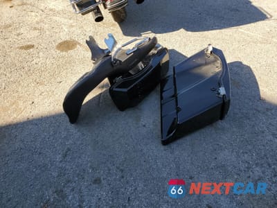 Zdjęcie 8 z 10 samochodu: 2002 HARLEY-DAVIDSON FLHRCI VIN:1HD1FRW102Y651431 - miniatura
