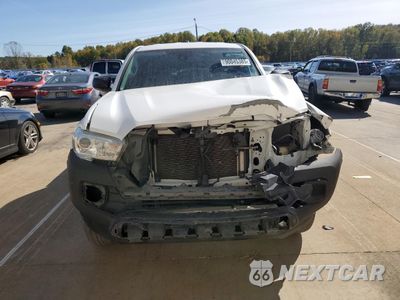 Piąte zdjęcie samochodu w środku: 2018 TOYOTA TACOMA ACCESS CAB VIN:5TFRX5GN3JX110874 - miniatura
