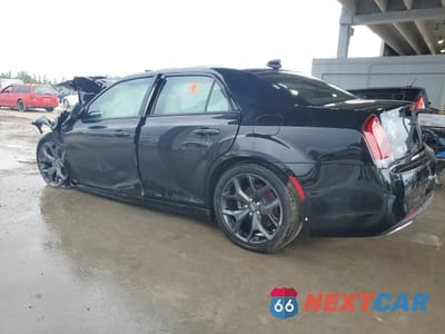 Drugie zdjęcie samochodu z przodu: 2023 CHRYSLER 300 S VIN:2C3CCABG8PH524205 - miniatura