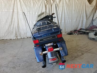 Czwarte zdjęcie samochodu z boku: 2012 HARLEY-DAVIDSON FLHTK ELECTRA GLIDE ULTRA LIMITED VIN:1HD1KEM1XCB691981 - miniatura