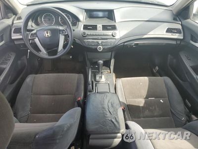 Zdjęcie 8 z 12 samochodu: 2009 HONDA ACCORD LX VIN:1HGCP26379A089001 - miniatura