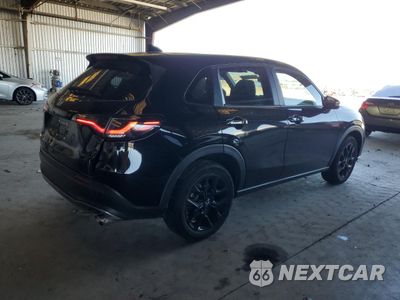 Trzecie zdjęcie samochodu z tyłu: 2024 HONDA HR-V SPORT VIN:3CZRZ1H50RM761683 - miniatura