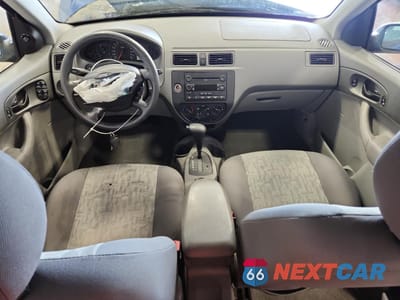 Zdjęcie 8 z 14 samochodu: 2005 FORD FOCUS ZXW VIN:1FAFP36N75W262618 - miniatura