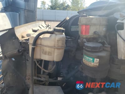 Zdjęcie 11 z 12 samochodu: 2006 GMC C5500 C5C042 VIN:1GDG5C1G76F902613 - miniatura