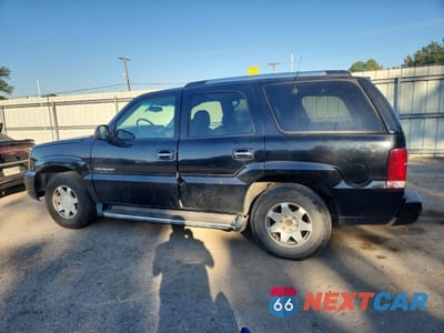 Drugie zdjęcie samochodu z przodu: 2002 CADILLAC ESCALADE LUXURY VIN:1GYEK63NX2R115370 - miniatura