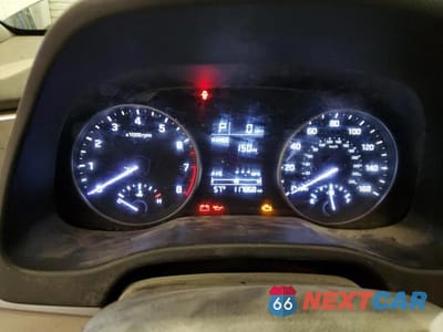Zdjęcie 9 z 12 samochodu: 2017 HYUNDAI ELANTRA SE VIN:KMHD84LF1HU215517 - miniatura