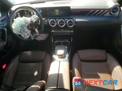 Zdjęcie 8 z 12 samochodu: 2022 MERCEDES-BENZ CLA AMG 35 4MATIC VIN:W1K5J5BB9NN288762 - miniatura