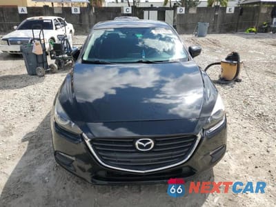Piąte zdjęcie samochodu w środku: 2017 MAZDA 3 SPORT VIN:3MZBN1U75HM121393 - miniatura