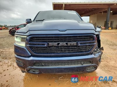 Piąte zdjęcie samochodu w środku: 2019 RAM 1500 REBEL VIN:1C6SRFLT2KN846165 - miniatura