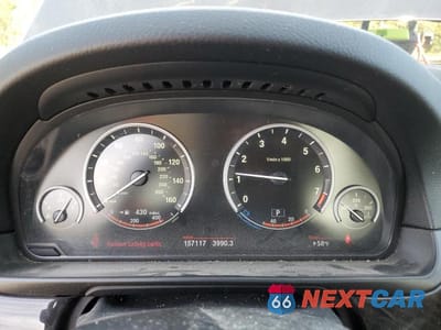 Zdjęcie 9 z 12 samochodu: 2013 BMW 535 XI VIN:WBAFU7C55DDU71717 - miniatura