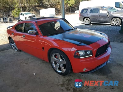 Czwarte zdjęcie samochodu z boku: 2008 DODGE CHARGER R/T VIN:2B3LA53H58H156701 - miniatura