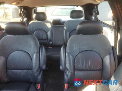 Zdjęcie 10 z 13 samochodu: 2001 CHRYSLER TOWN & COUNTRY LIMITED VIN:2C8GP64L11R208539 - miniatura