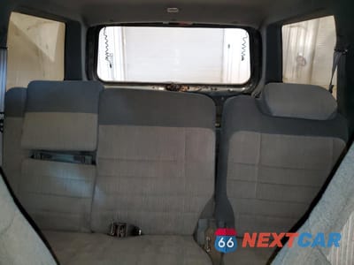 Zdjęcie 10 z 15 samochodu: 1996 FORD EXPLORER VIN:1FMDU34X4TUA32943 - miniatura