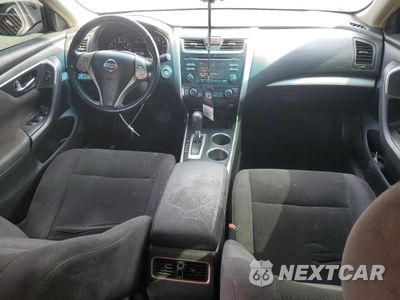 Zdjęcie 8 z 12 samochodu: 2013 NISSAN ALTIMA 2.5 VIN:1N4AL3AP2DN507988 - miniatura