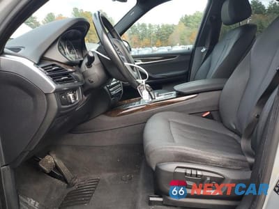 Zdjęcie 7 z 14 samochodu: 2017 BMW X5 XDRIVE35I VIN:5UXKR0C33H0V74204 - miniatura