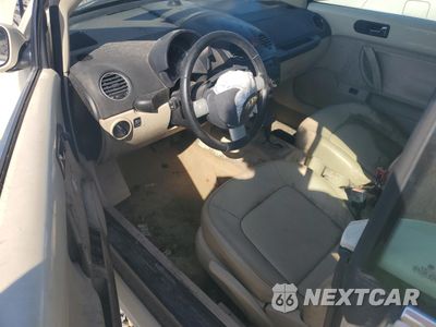 Zdjęcie 8 z 12 samochodu: 2008 VOLKSWAGEN NEW BEETLE CONVERTIBLE SE VIN:3VWRF31Y28M416066 - miniatura