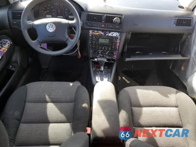 Zdjęcie 8 z 13 samochodu: 2003 VOLKSWAGEN GOLF GLS VIN:9BWGK61J834061201 - miniatura