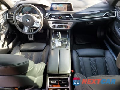 Zdjęcie 8 z 15 samochodu: 2020 BMW 750 XI VIN:WBA7U2C04LGM27863 - miniatura