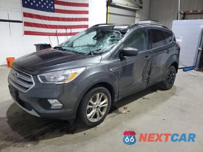 2018 FORD ESCAPE SE 1FMCU9GD3JUB76125 - główne zdjęcie licytacji z USA - miniatura
