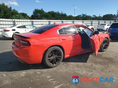 Trzecie zdjęcie samochodu z tyłu: 2017 DODGE CHARGER R/T VIN:2C3CDXCT4HH520469 - miniatura