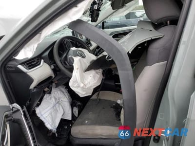 Zdjęcie 7 z 11 samochodu: 2021 TOYOTA RAV4 XLE VIN:2T3W1RFV2MW161188 - miniatura