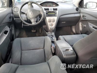 Zdjęcie 8 z 12 samochodu: 2009 TOYOTA YARIS VIN:JTDBT903894041979 - miniatura