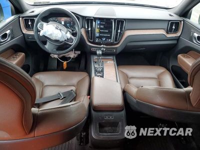 Zdjęcie 8 z 13 samochodu: 2021 VOLVO XC60 T5 MOMENTUM VIN:YV4102RK7M1870782 - miniatura