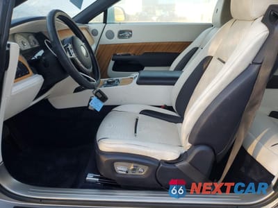 Zdjęcie 7 z 17 samochodu: 2017 ROLLS-ROYCE DAWN VIN:SCA666D55HU102746 - miniatura