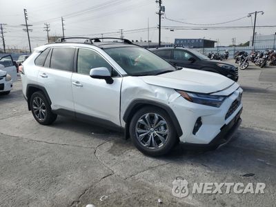 Czwarte zdjęcie samochodu z boku: 2025 TOYOTA RAV4 LIMITED VIN:JTMD6RFV4SJ072050 - miniatura