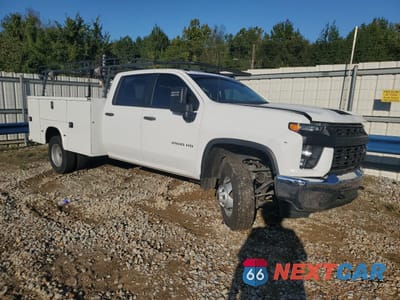 Czwarte zdjęcie samochodu z boku: 2022 CHEVROLET SILVERADO C3500 VIN:1GB4WRE72NF321590 - miniatura