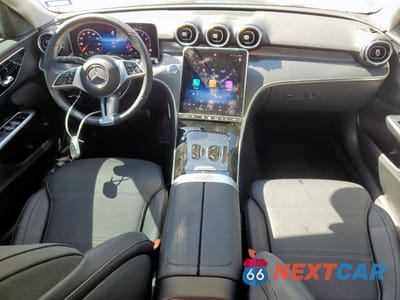Zdjęcie 8 z 15 samochodu: 2025 MERCEDES-BENZ C 300 VIN:W1KAF4GB1SR247405 - miniatura