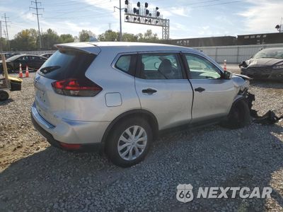 Trzecie zdjęcie samochodu z tyłu: 2018 NISSAN ROGUE S VIN:5N1AT2MV9JC729767 - miniatura