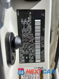Zdjęcie 13 z 13 samochodu: 2006 LEXUS GX 470 VIN:JTJBT20XX60101948 - miniatura