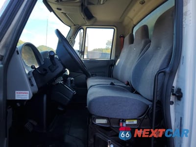 Zdjęcie 7 z 13 samochodu: 2016 INTERNATIONAL 4000 4300 - SEMI TRUCK VIN:1HTMMMML7GH219943 - miniatura
