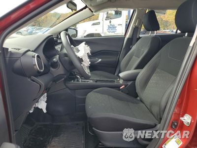 Zdjęcie 7 z 13 samochodu: 2024 NISSAN KICKS SV VIN:3N1CP5CV0RL471047 - miniatura