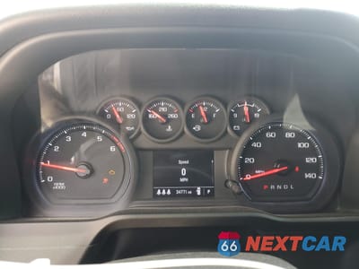 Zdjęcie 9 z 14 samochodu: 2024 CHEVROLET SILVERADO K2500 HEAVY DUTY VIN:1GC4YLE78RF382810 - miniatura